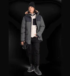 Varma Jackor><noscript><img width=