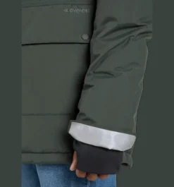 Varma Jackor><noscript><img width=