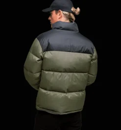 Varma Jackor|Varma jackor><noscript><img width=