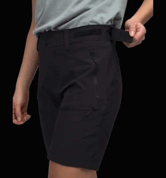 Vandringsshorts|Shorts>Everest Outdoor W Perf Shorts BLACK